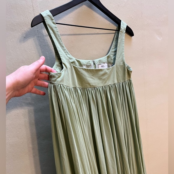 Bibhu Mohapatra Collective
Green Empire Maxi size 4 - Picture 13 of 15